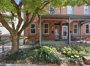 8125 Shawnee St, Philadelphia, PA 19118