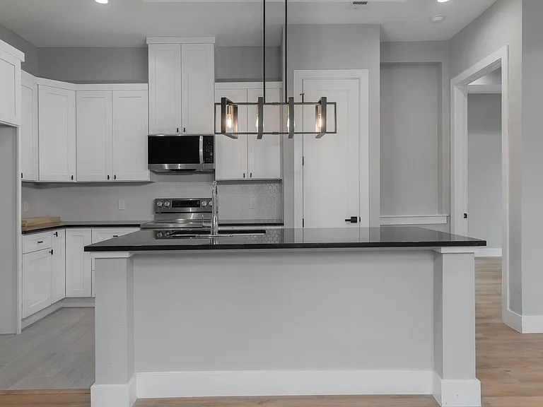 2806 Chicago St — Photo 13