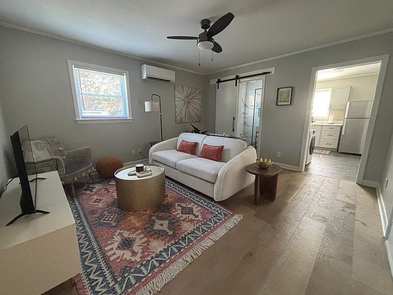 615 Guilford Ave #3 — Photo 1