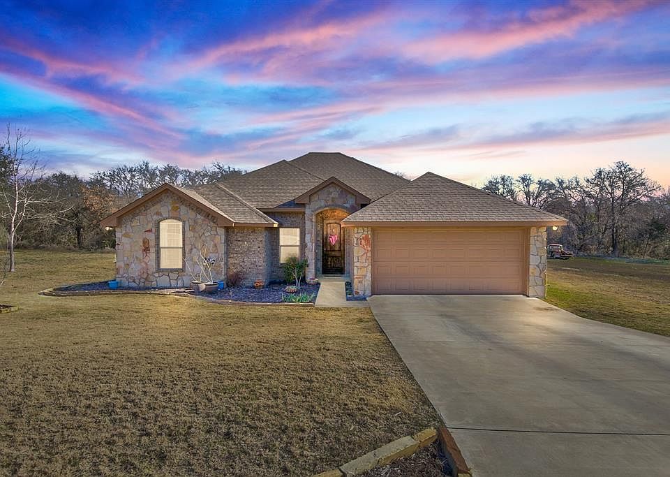 1st image of 4105 Arrowhead Ln