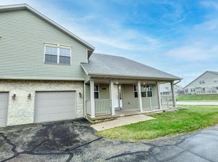 223 Hometown Ave #25, Fall River, WI 53932