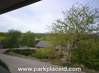 4820 Bitterbrush Dr, Boise, ID 83703