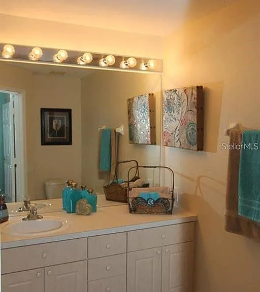 2411 Silver Palm Dr — Photo 6