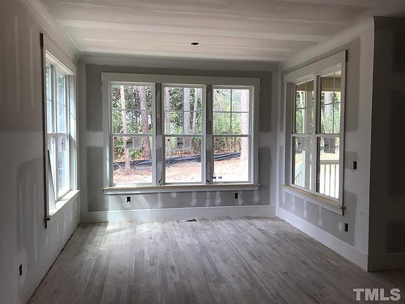 4th image of 3508 Courtland Dr
