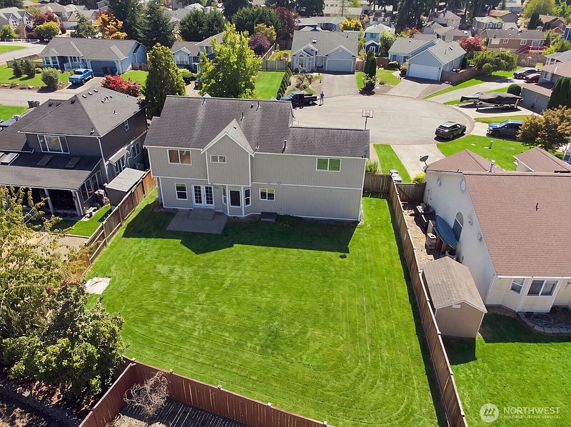 3rd image of 2301 148th Street E