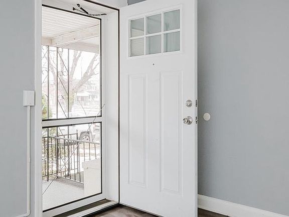 4th image of 2162 Vailthorn Rd