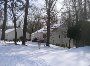 11709 Riders Ln, Reston, VA 20191