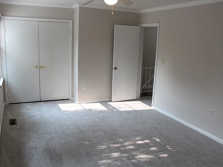 8224 Doctor Craik Ct — Photo 11