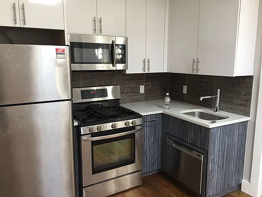 Rented by null | media 34