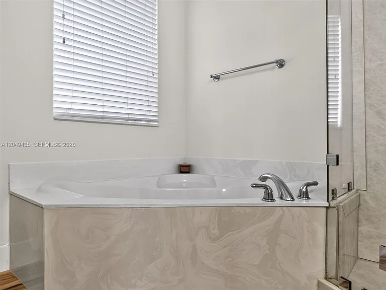 2475 W Cordoba Bnd — Photo 58