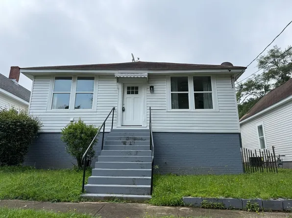 4 A & B Poplar Street