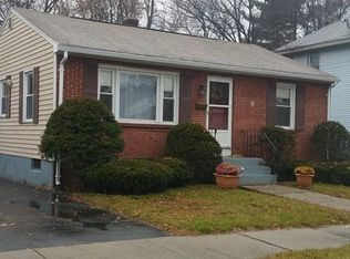 52 Boyer St, Springfield, MA 01109