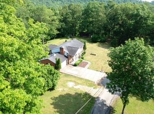 740 Hickory Rdg, Saint Albans, WV 25177