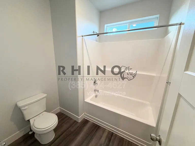 13527 S Hanley Ln #M302 — Photo 9