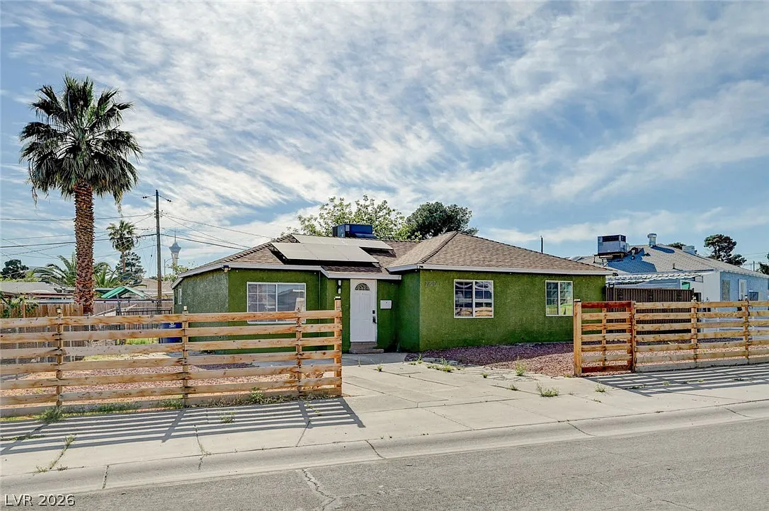3 bed, 2.0 bath, 1166 sqft, $1,650 — Photo 3