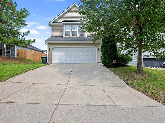 2nd image of 1531 Golden Bell Dr