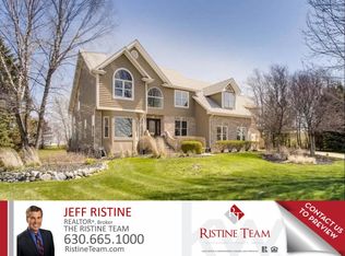 40W774 Willowbrook Ct, St Charles, IL