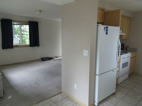 5th image of 1115 86th Ave NE