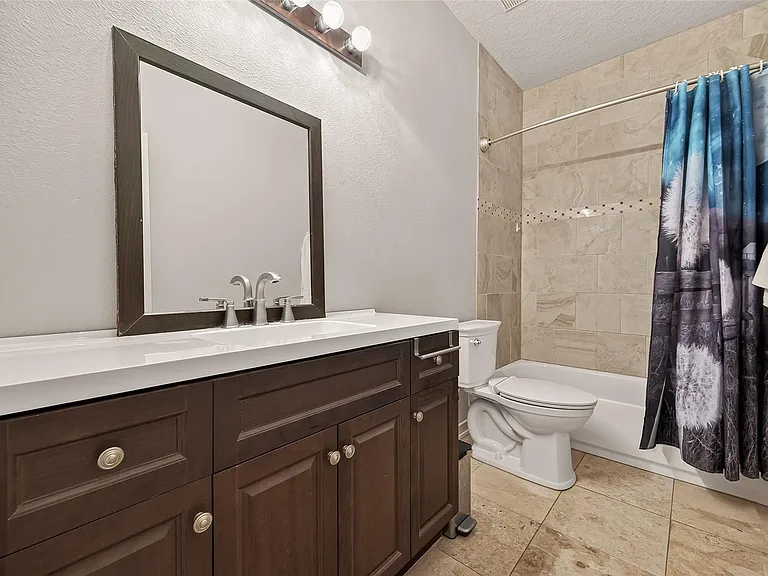 20822 Figurine Ct — Photo 23