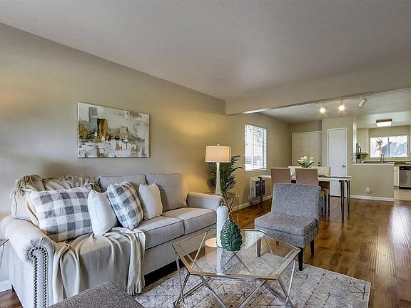 5th image of 1480 Four Oaks Cir