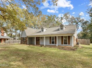 429 S Pin Oak Dr, Madison, MS 39110