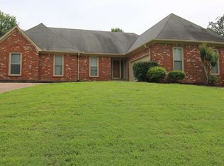 8917 Carrollwood Ln E, Cordova, TN 38016