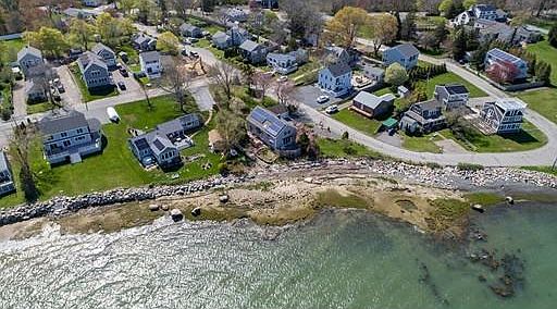 3rd image of 11 Wharf Ln