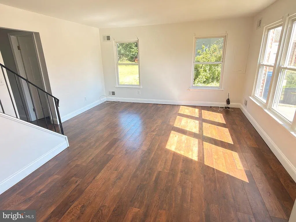 3 bed, 1.5 bath, 1508 sqft, $2,250 — Photo 4