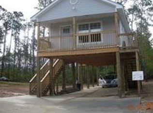 5033 Thrush St, Bay St Louis, MS 39520