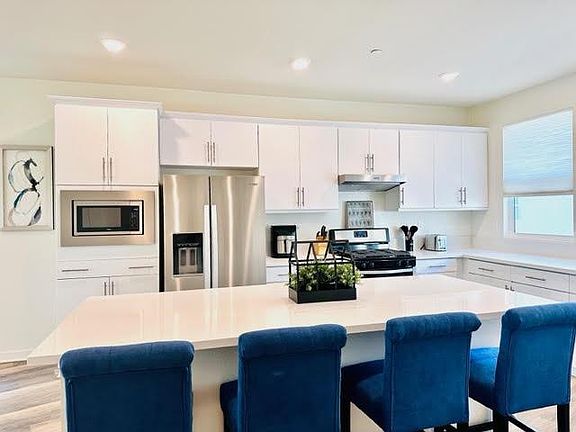 Open kitchen