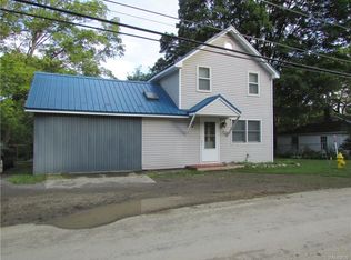 743 W Falls Rd, West Falls, NY 14170