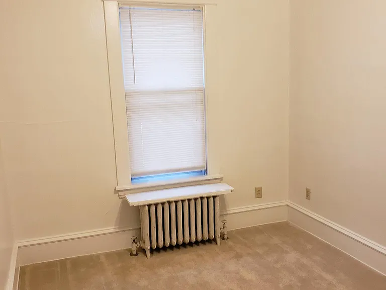 2303 Pleasant Ave — Photo 9