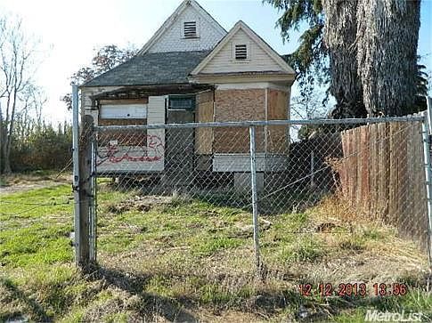 1st image of 2829 S El Dorado St