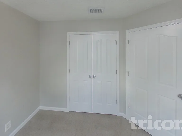 3013 Weybridge Dr — Photo 10