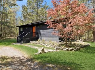 25 Upper Cherrytown Rd, Kerhonkson, NY 12446