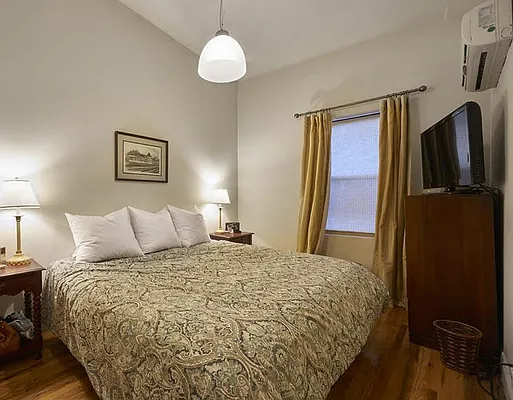 Rented by R New York | media 3