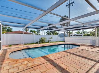 799 102nd Ave N, Naples, FL 34108