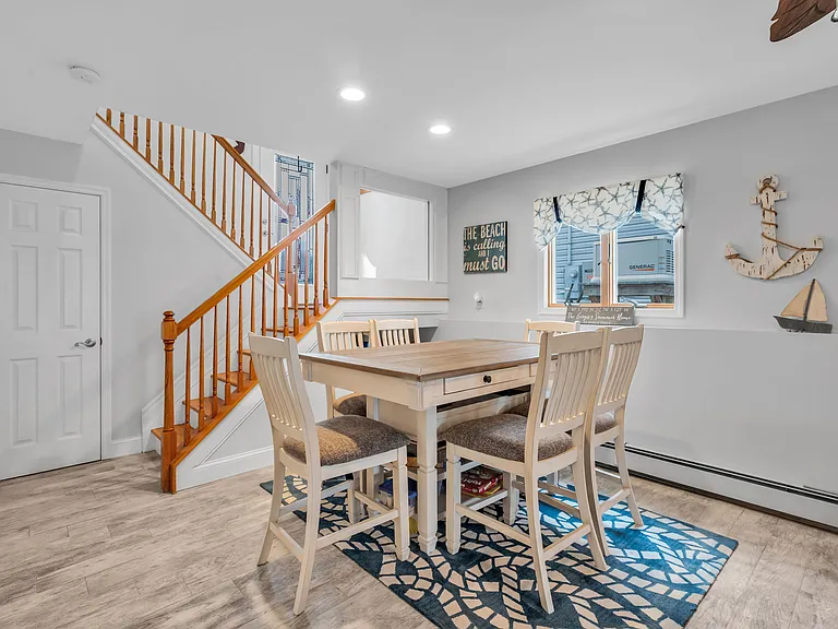 15 Seville Dr — Photo 31