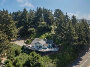 16825 Us Highway 101 N, Smith River, CA