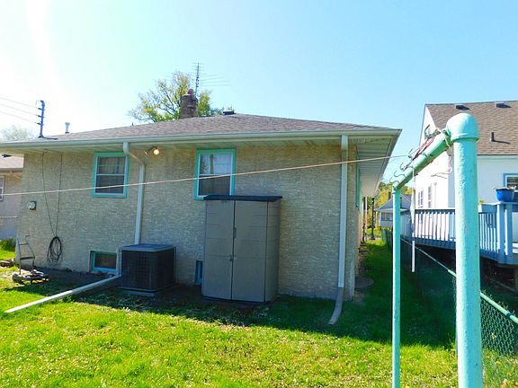 5th image of 1087 Magnolia Ave E