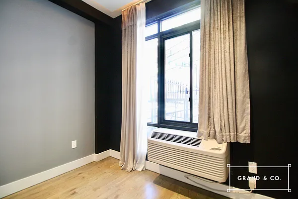 Rented by Grand & Co. | media 40