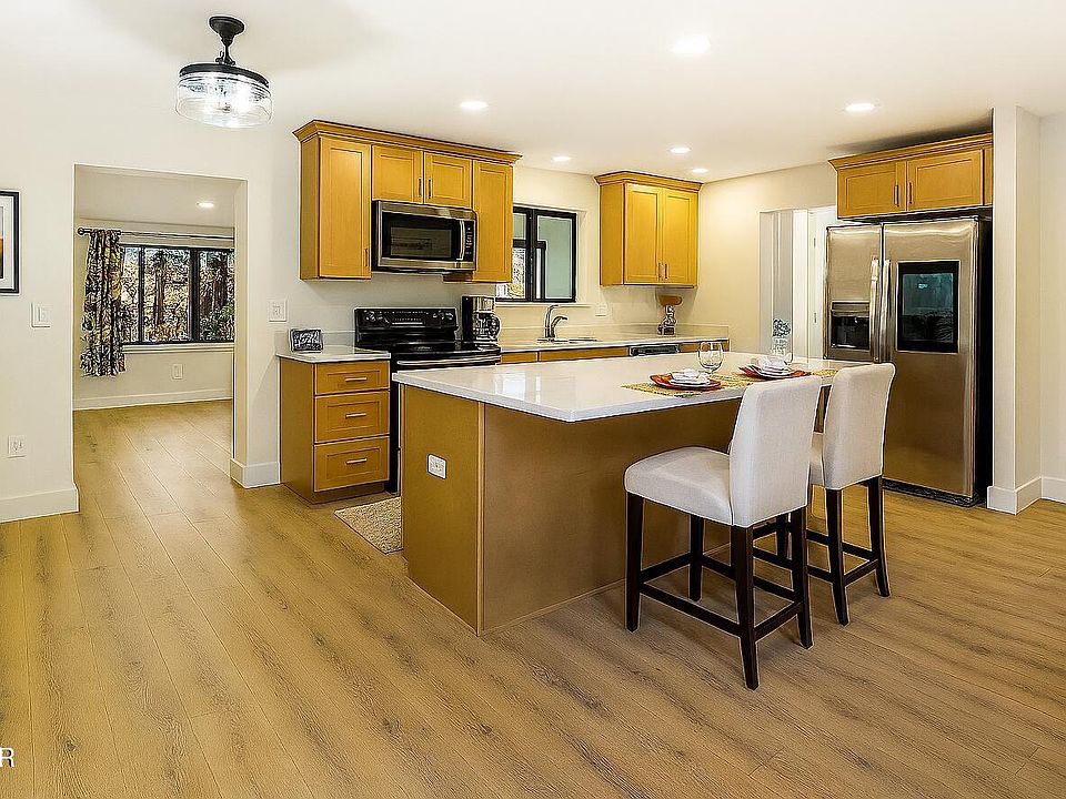 3720 Hilltop Dr, Lakeside, AZ 85929 | MLS #260323 | Zillow