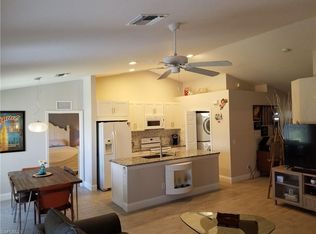 921 Hillcrest Ave, Lehigh Acres, FL 33974