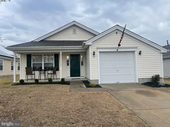 76 Nature Ln, Sewell, NJ 08080