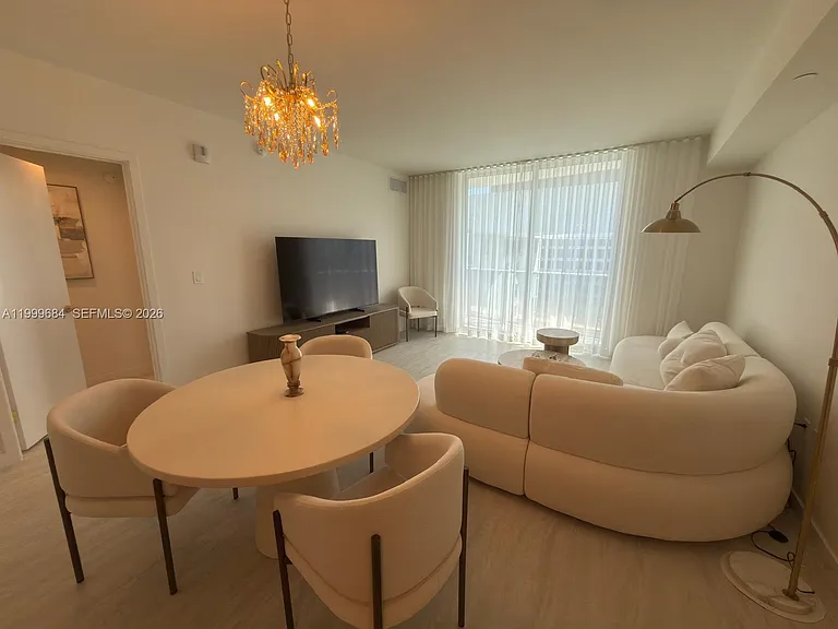 77 SE 5th St #4214 — Photo 9