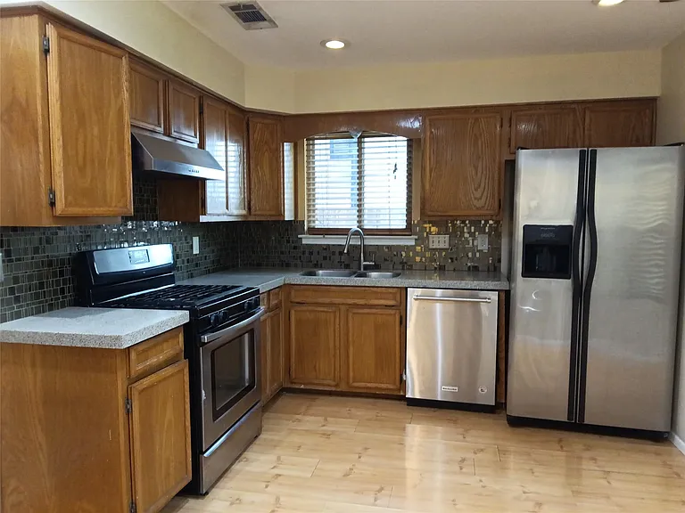 514 Maple Run — Photo 4