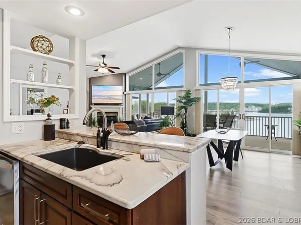 147 Evergreen Rd #4B, Sunrise Beach, MO 65079