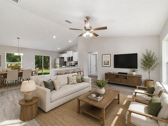 2nd image of 6772 Hemlock Radial Rd