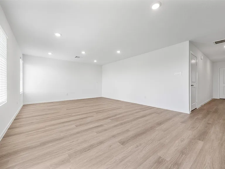 3013 Alder Flower Dr — Photo 4