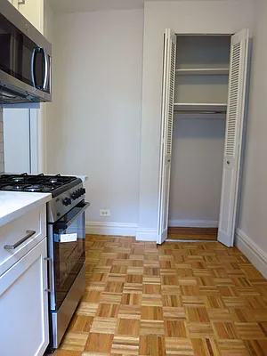 Rented by City & Suburban | media 23